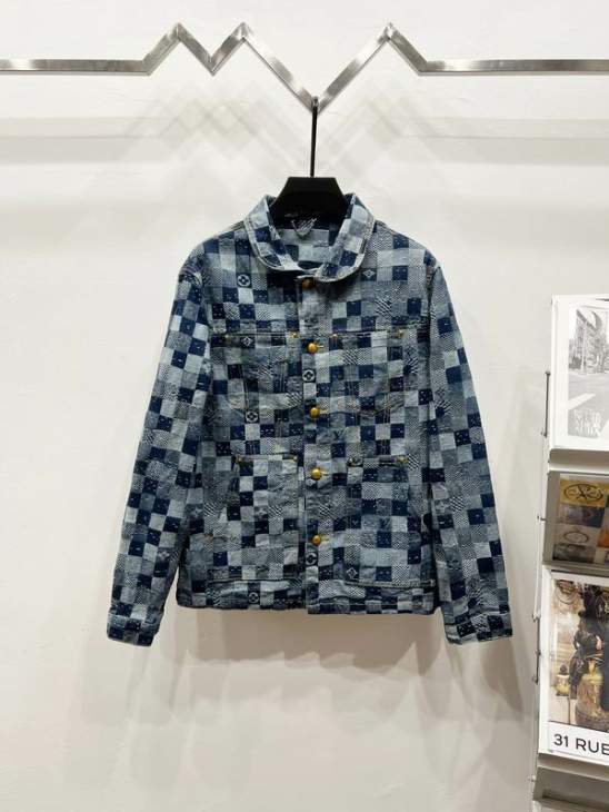 Picture of Louis Vuitton Jackets _SKULVS-XLqqtxK82031579